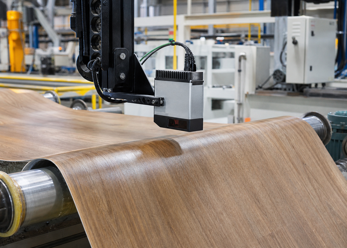 3D LiDAR profiling vinyl flooring on a production line in a realistic LiDAR application scene