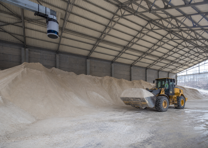 fixed LiDAR monitoring dolomite in a covered storage hall in a realistic LiDAR application scene