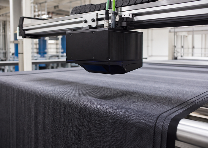 LiDAR profiling textile fabric on a finishing line in a realistic LiDAR application scene