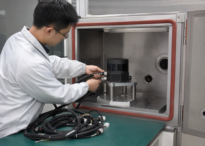 LiDAR sensor thermal-cycling qualification laboratory validation scene 2