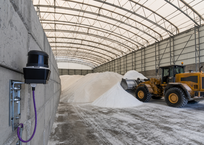 LiDAR volume measurement in a covered salt warehouse in a realistic LiDAR application scene