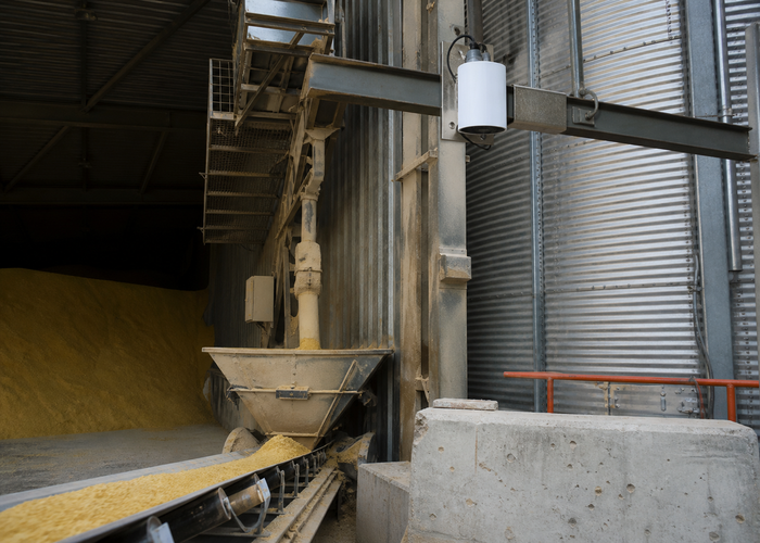 LiDAR volume measurement in sunflower-meal storage bins in a realistic LiDAR application scene