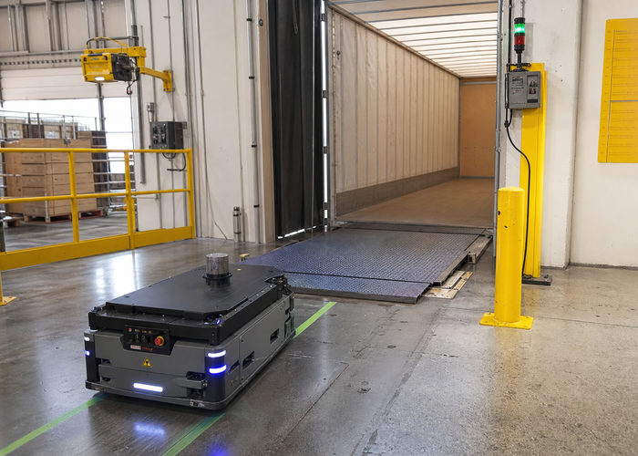 robotic LiDAR at an industrial loading dock in a realistic LiDAR application scene